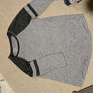 Maurices size large top